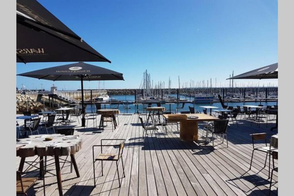 Kermaravel, le petit manoir en bord de mer. Saint-Pol-de-Léon Eksteriør bilde